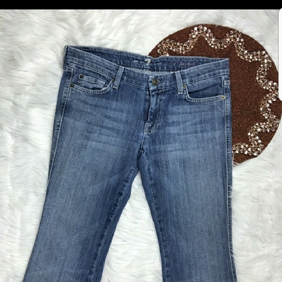 7FAM Lexie - Picture 3 of 6